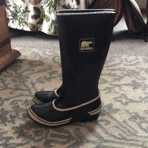 Sorel rain boots- flaws see description